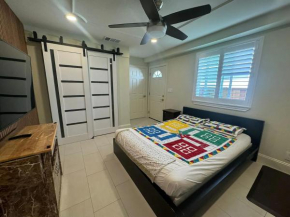Cozy and Bright Guest Suite in Heart of Sunnyvale